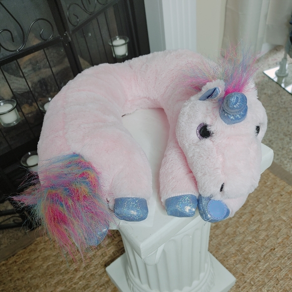 Leader Light Ltd Other - Leader Light Unicorn Plush Rainbow Soft Pillow Neck Massager, Pink.  IT WORKS!
